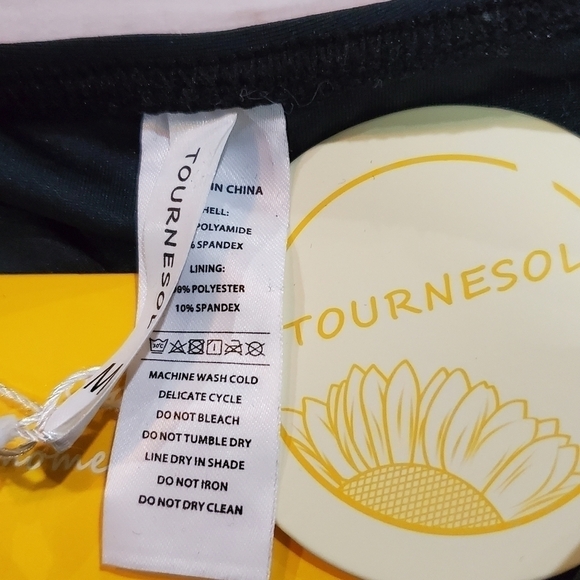 New Tournesol Black Pink Floral One Piece Crisscross Back Swimsuit Size Medium - Picture 10 of 10